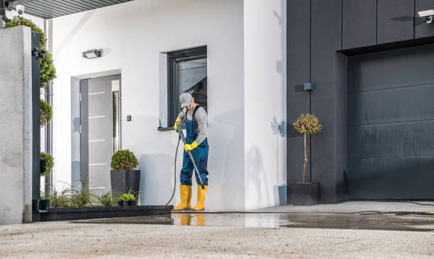 Best Pool Deck Cleaning  in North Eagle Butte, SD